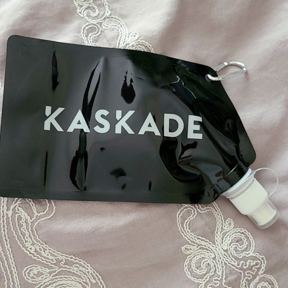 Kaskade water bag 20 Oz